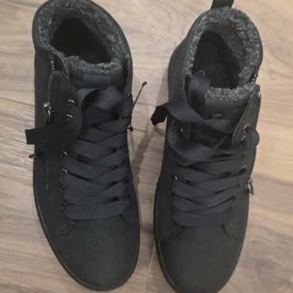 ECCO Soft 7 TRED Gore-TEX High Sneaker Womens size EU38/US 7 in Black Oil Nubuck - Picture 4 of 6